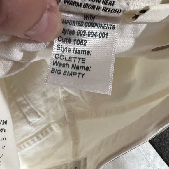 TRAVE Women's Colette Kick Flare Jeans in White Denim with Raw Hem sz 30 NWT - Picture 8 of 8